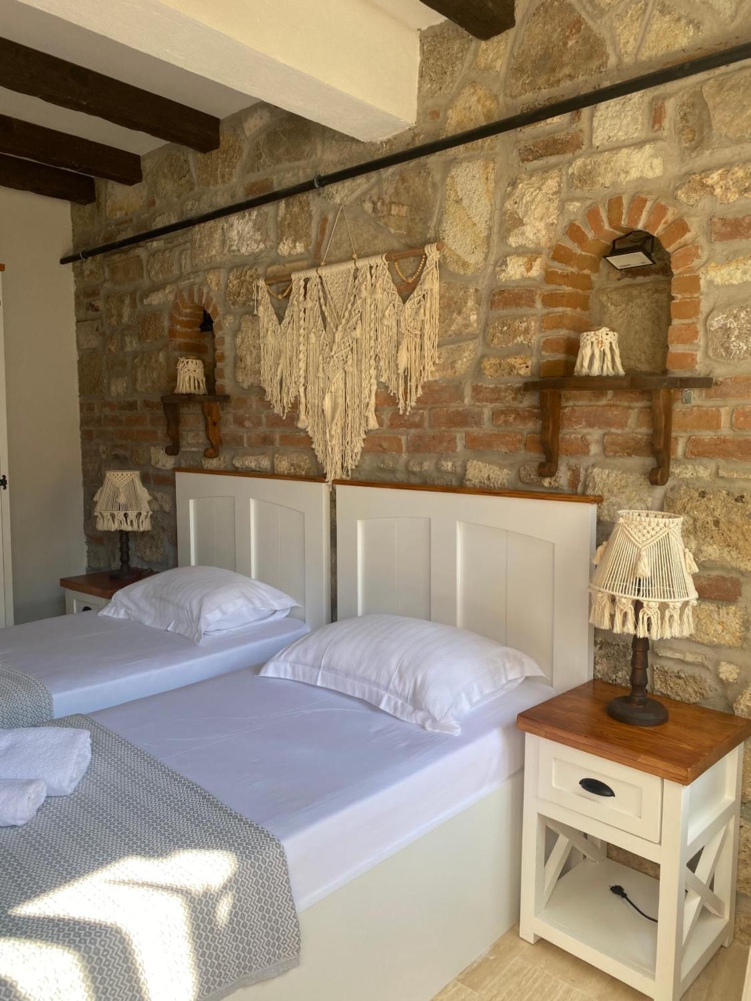 Ionia Liberty Stone Hotel Foça Bagian luar foto